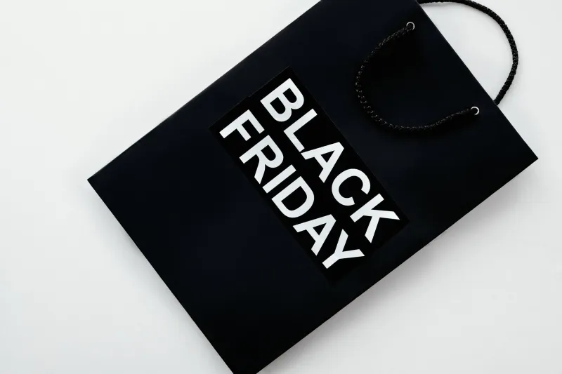 Black Friday & Cyber Monday in Canada: Your Province-by-Province Playbook for Scoring the Biggest Savings