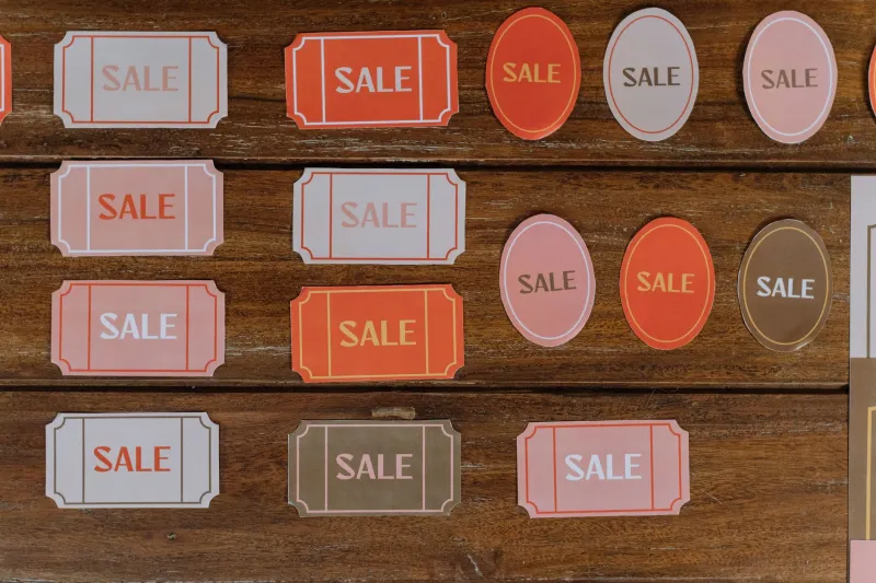 Fake Deals, Real Money: How to Tell if That 'Sale' Price at a Canadian Store is Actually a Rip-Off